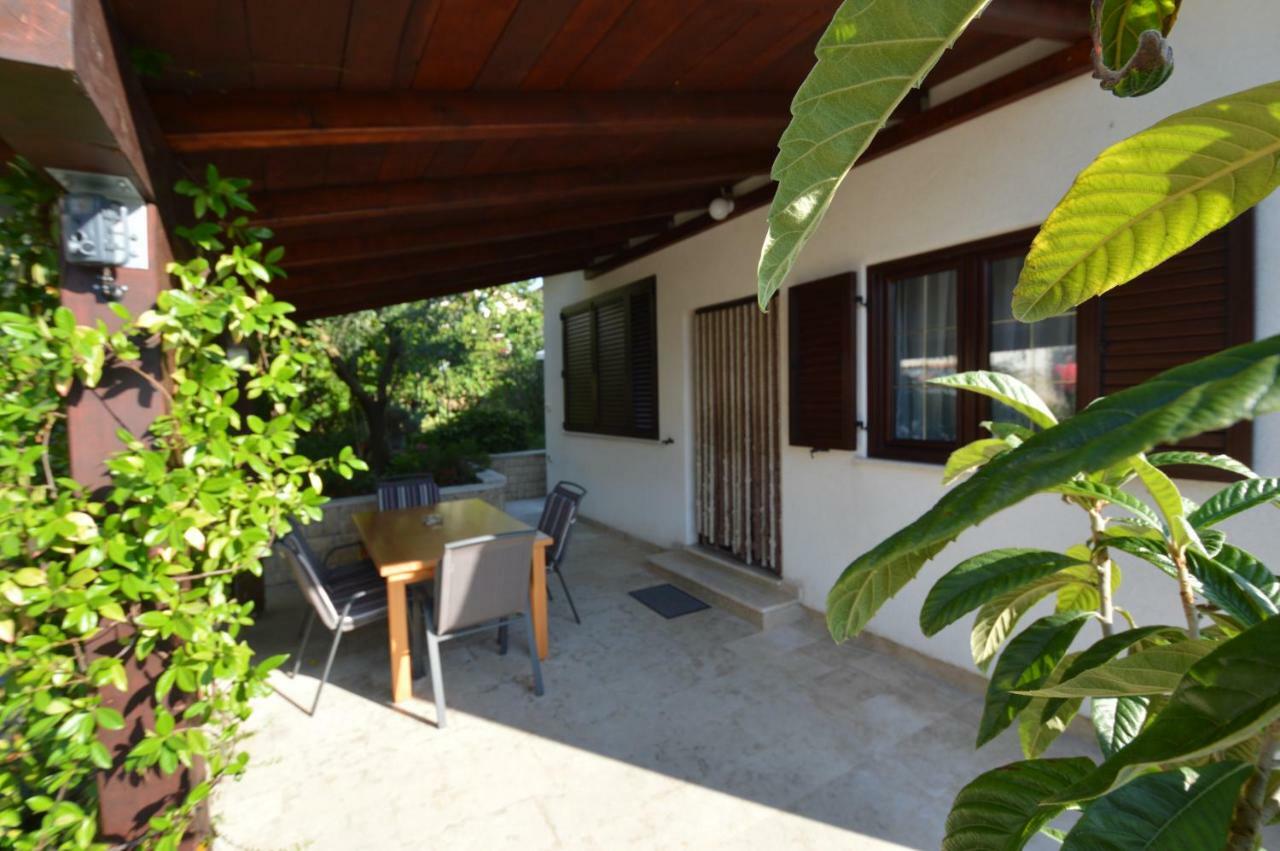 Apartment "Monte" Pula Exterior foto